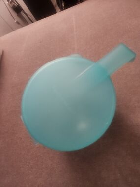 Tupperwear Onion Keeper